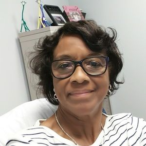 Meet your Posher, Veronica